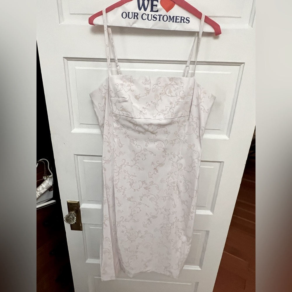 White fitted dress